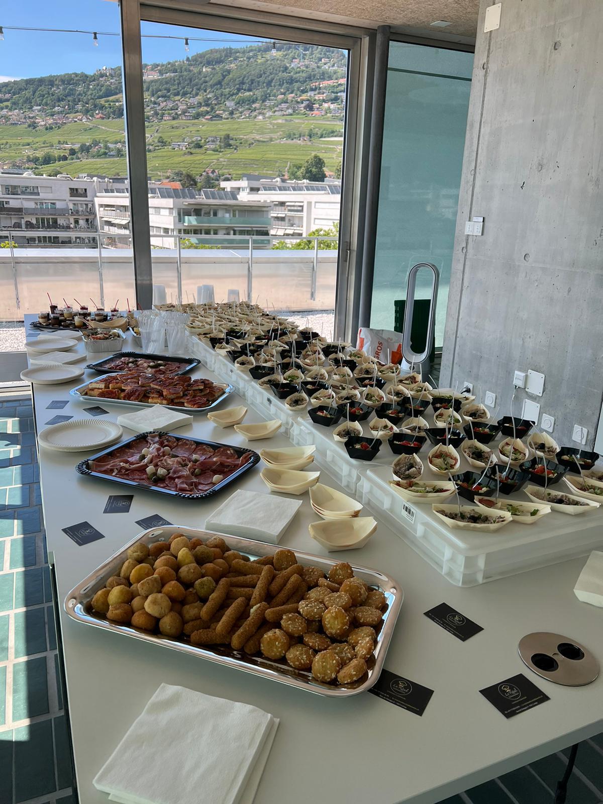 Buffet italien Le Rital dressé pour un événement d'entreprise
